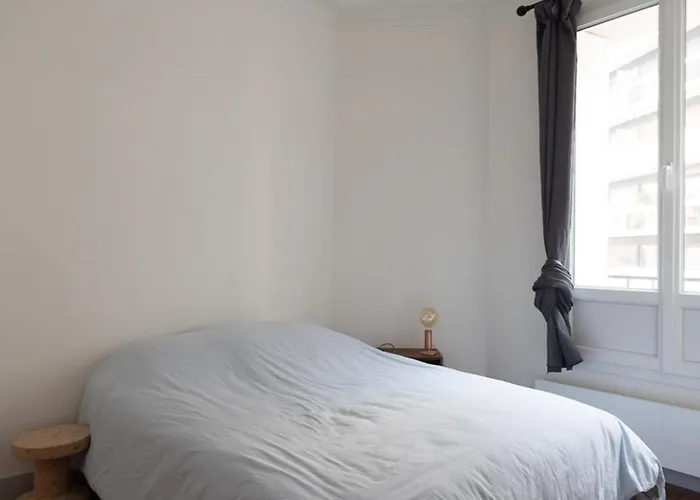 Apartment Charming Nest Near Montmartre